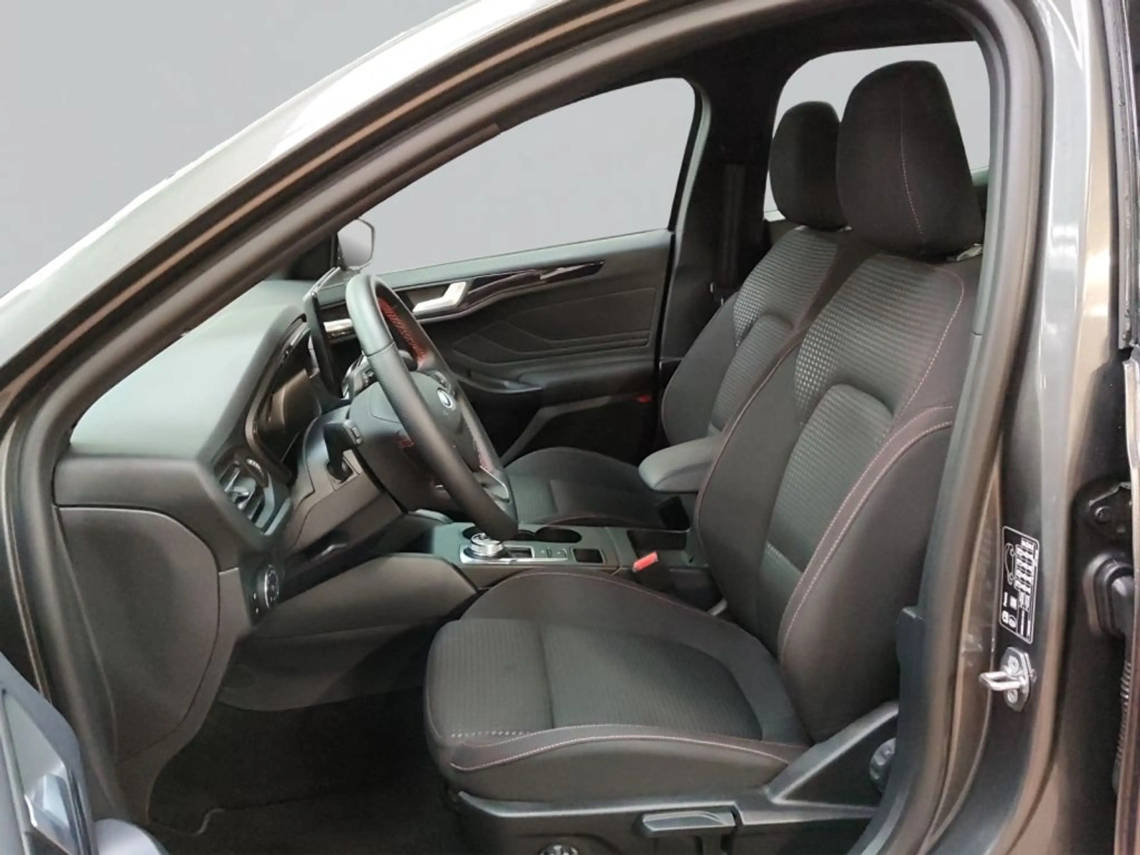 Ford Focus Turnier 1.5 EcoBlue Start-Stopp-System Aut. ST-LIN — photo 5