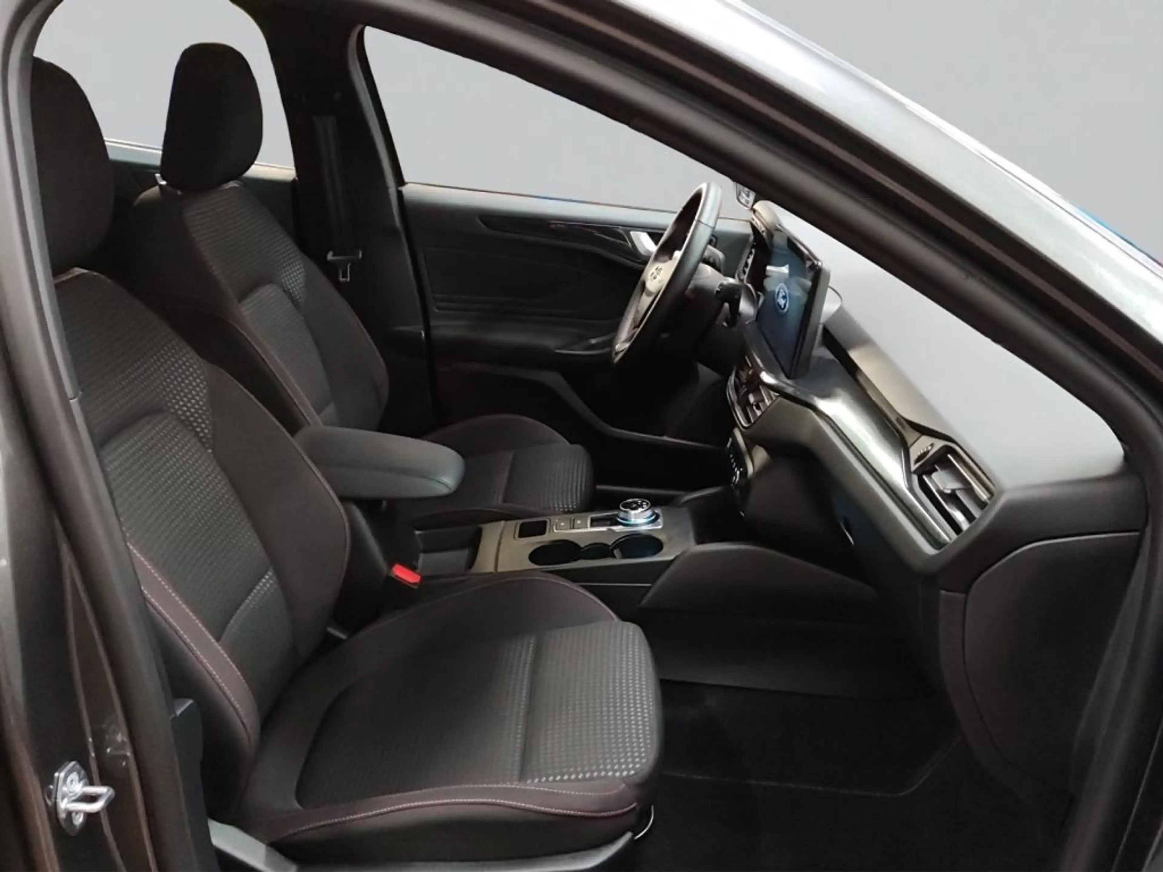 Ford Focus Turnier 1.5 EcoBlue Start-Stopp-System Aut. ST-LIN — photo 6