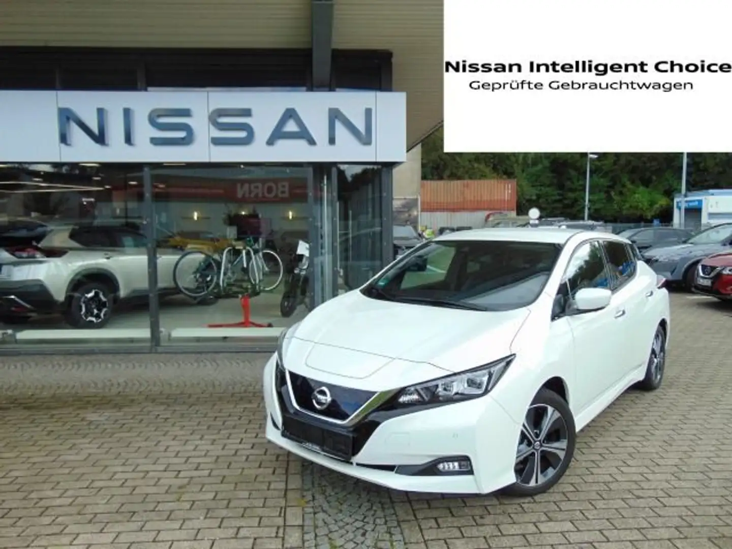 Nissan Leaf LEAF (ZE1) Limousine Tekna 360° ALU ProPilot Blanc - 1