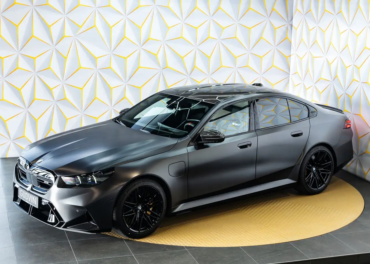 BMW M5