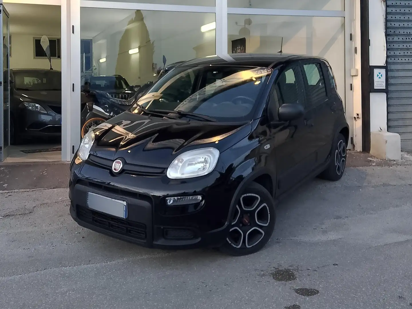 Fiat Panda Panda III 2021 1.2 easypower Gpl s Zwart - 1
