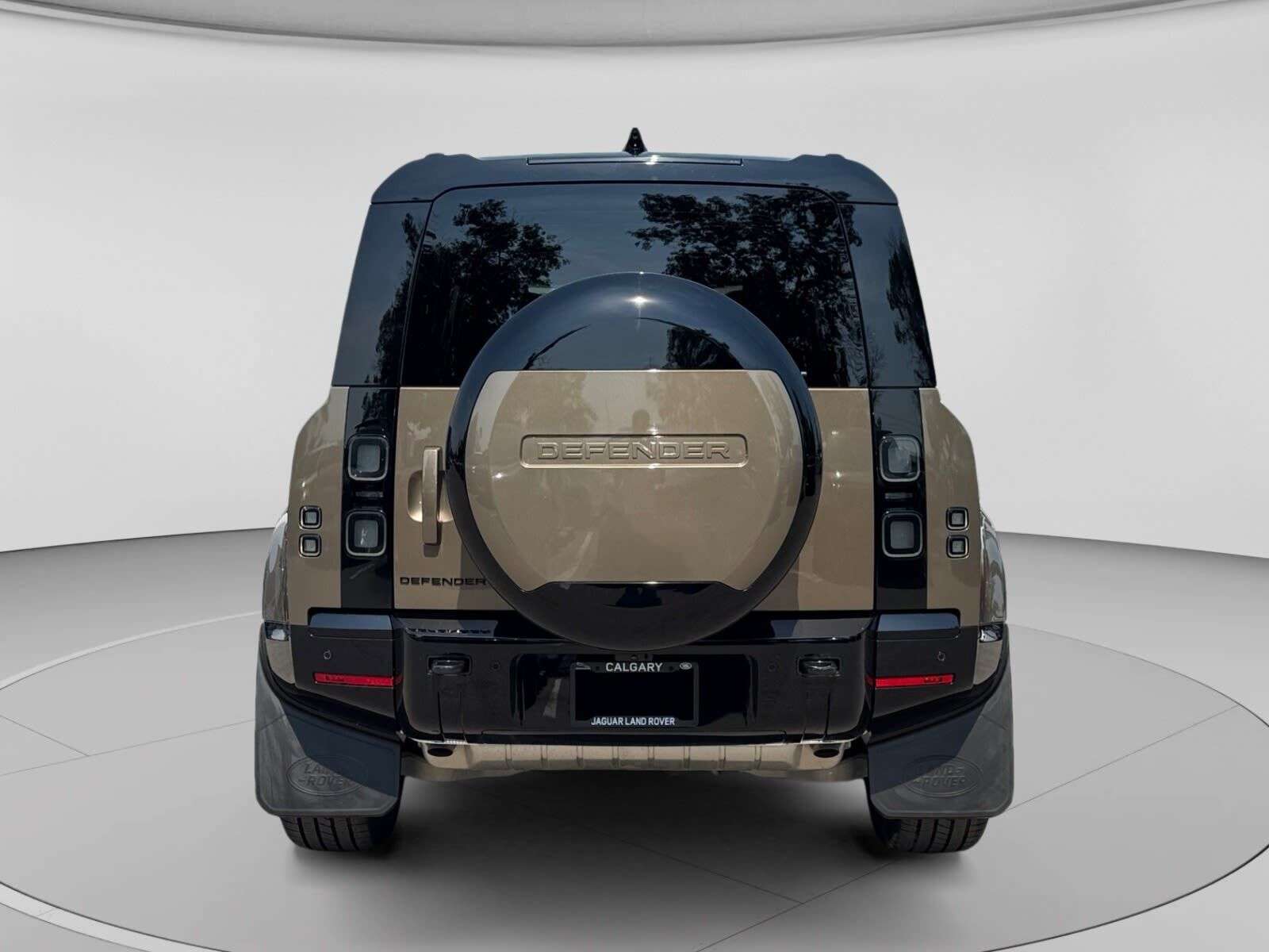 2026 Land Rover Defender 110 P400 X-Dynamic SE — снимка 1