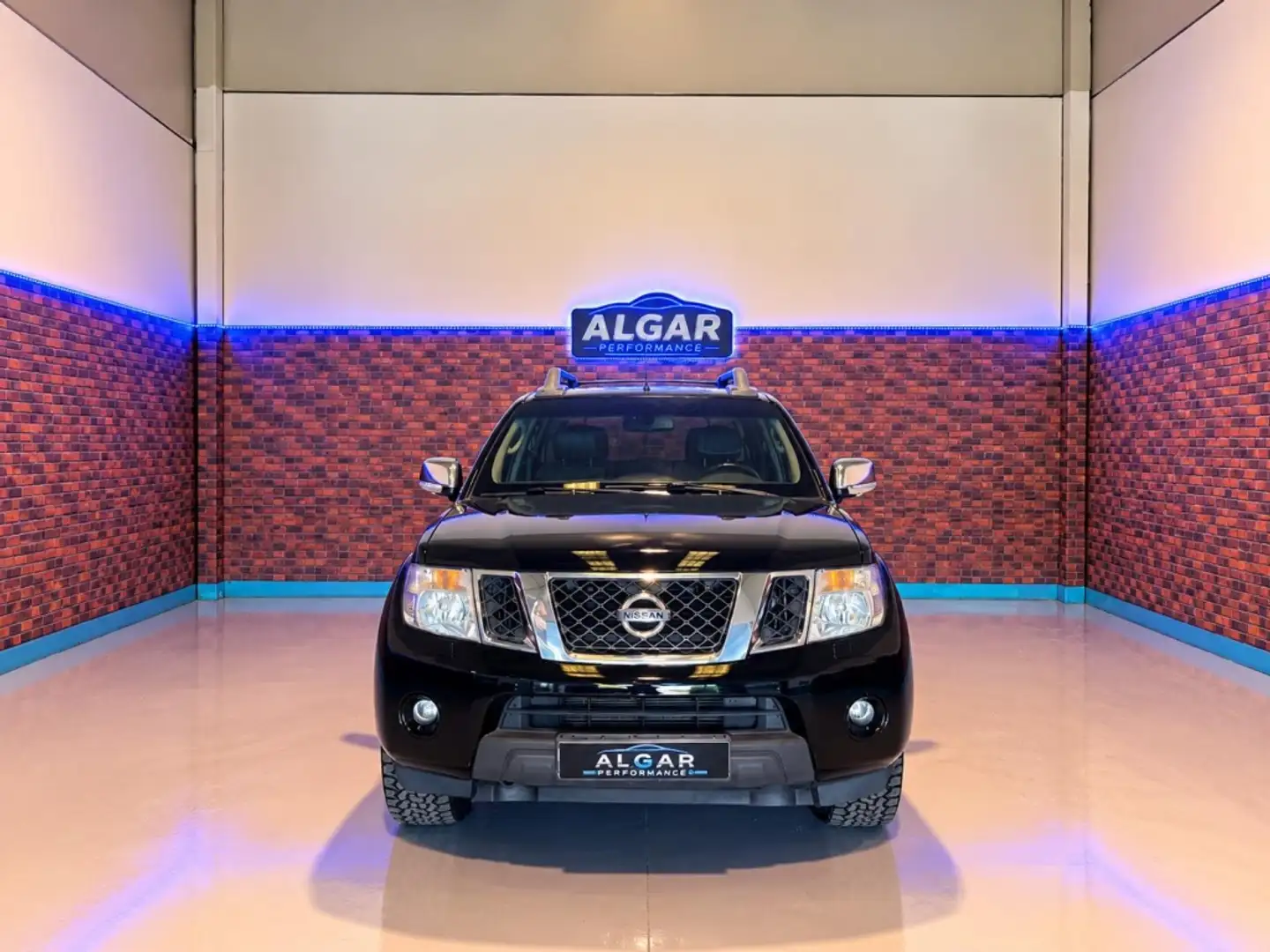Nissan Navara 3.0dCi V6 LE DCb. 4x4 Aut. Negro - 2