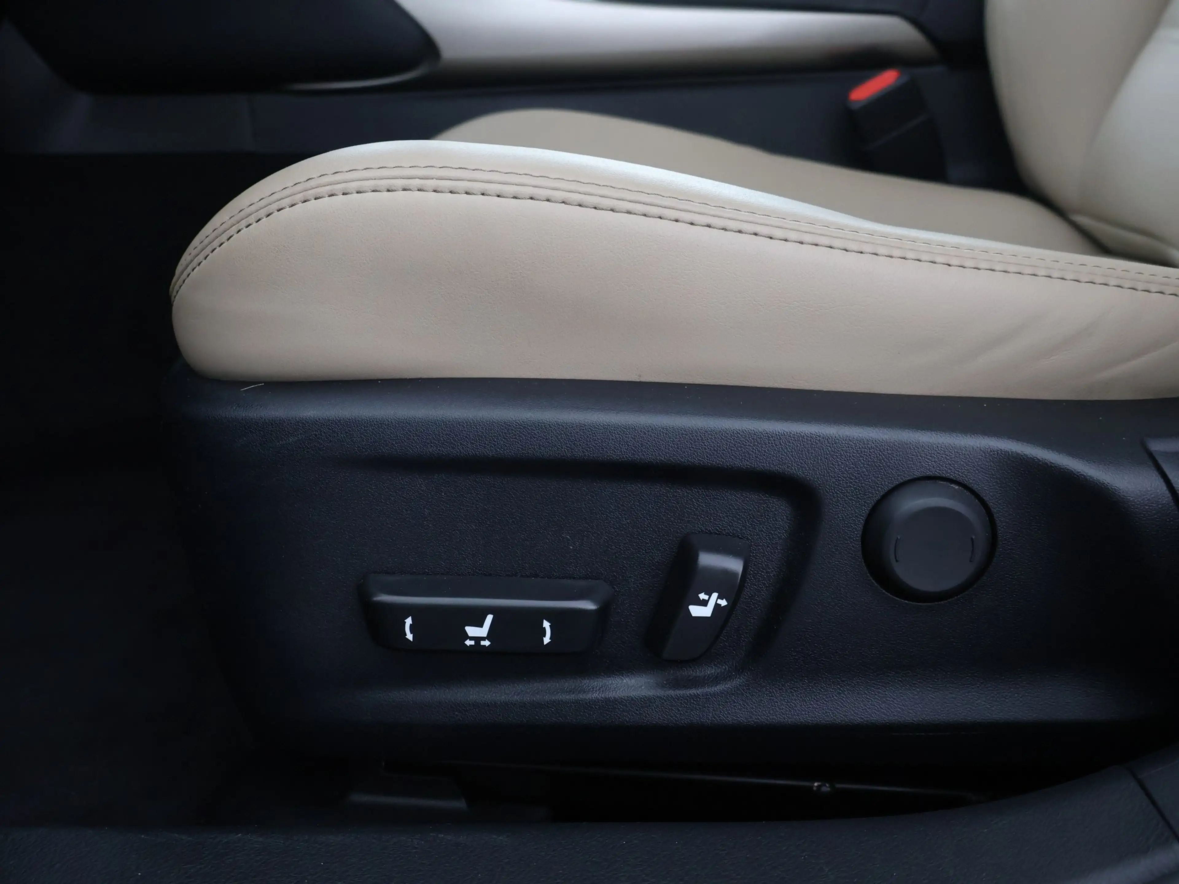 Lexus IS 300 300h Luxury Line | Schuif/Kantel Dak | Lederen bek — photo 14