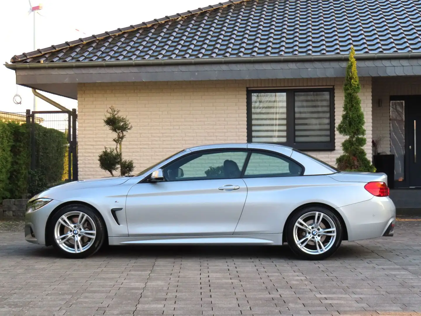 BMW 425 d Cabrio M-Sport *Aut. / Head-Up / Totwinkel* Plateado - 2