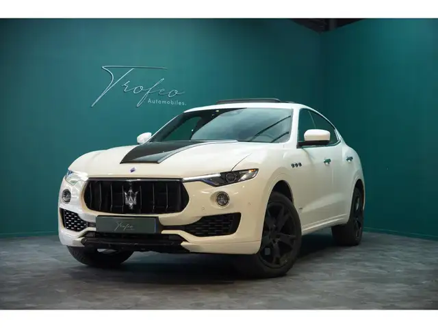 Maserati Levante 3.0 V6 275 ch Gransport I Sound system I Toit ouvrant I Suivi