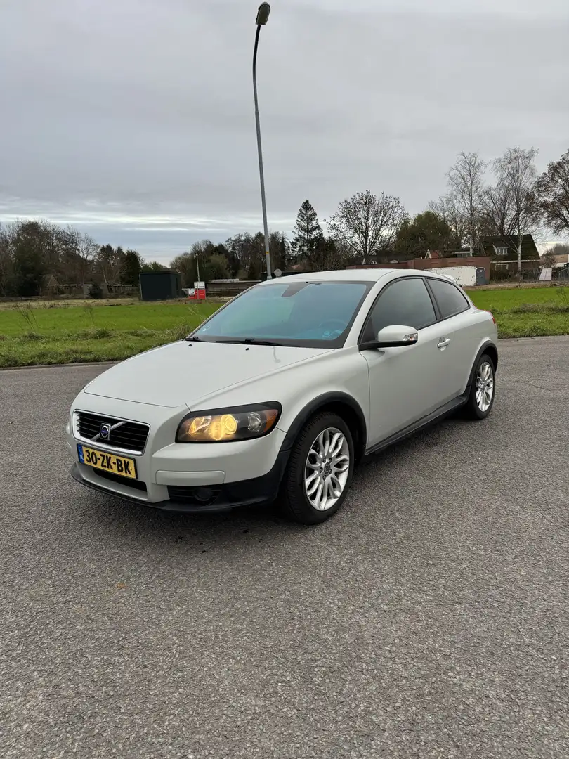 Volvo C30 1.8 Momentum Fehér - 1