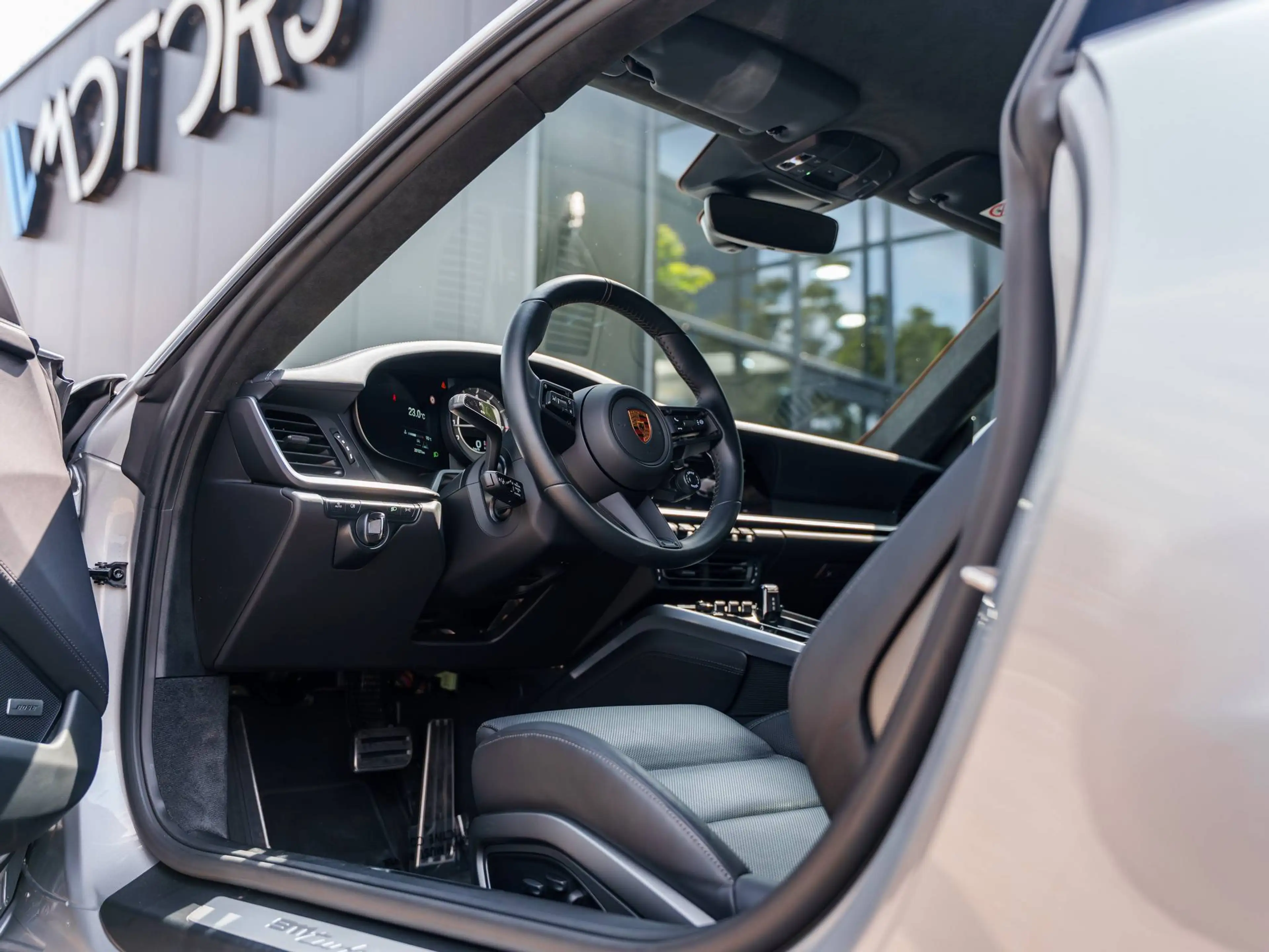 Porsche 911 992 Turbo S - PCCB -  ACC - Carbon dak - Sportuitlaat - Achterasbesturing - Surround View - — photo 14