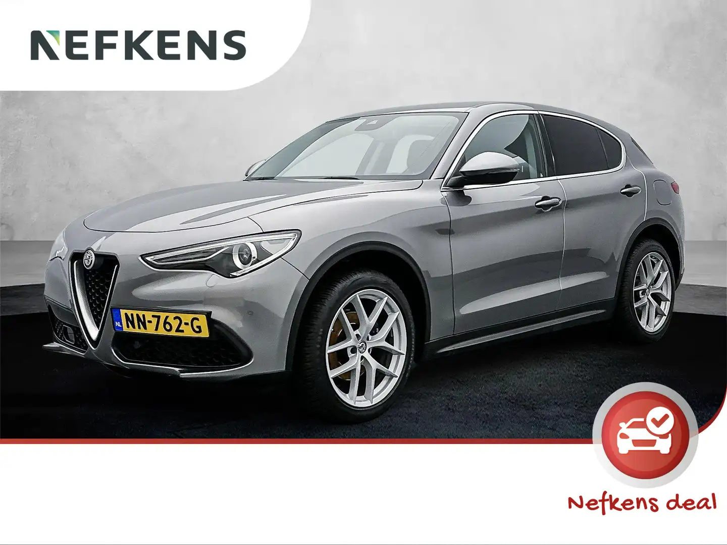 Alfa Romeo Stelvio First Edition 280 pk Automaat | Navigatie | Achter Grijs - 1