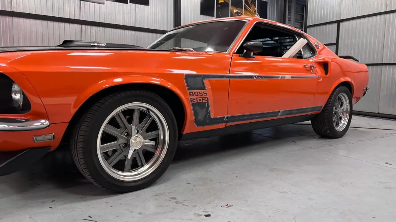 Ford Mustang Fastback Aut., foto 4