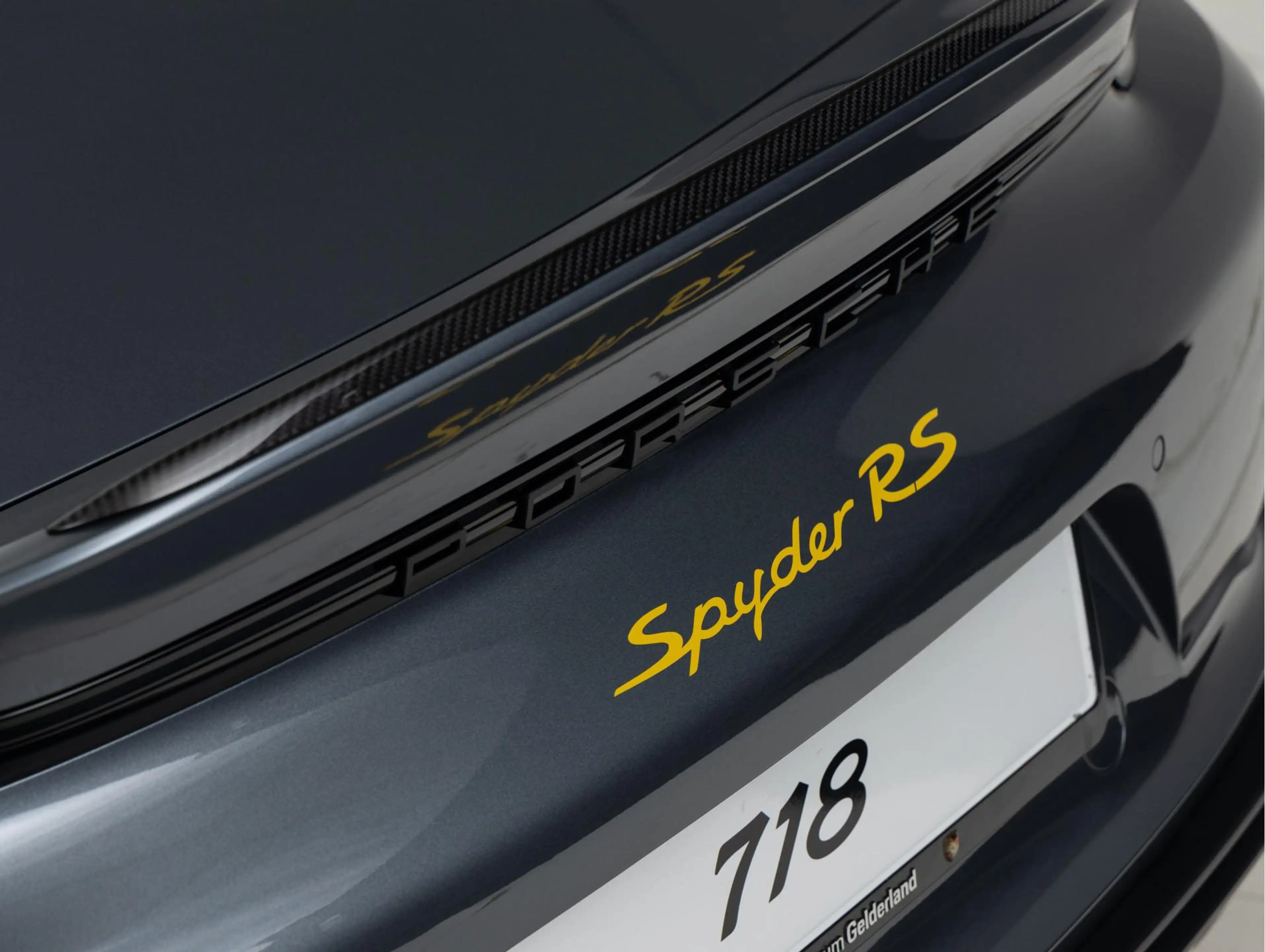 Porsche 718 Spyder RS — photo 35