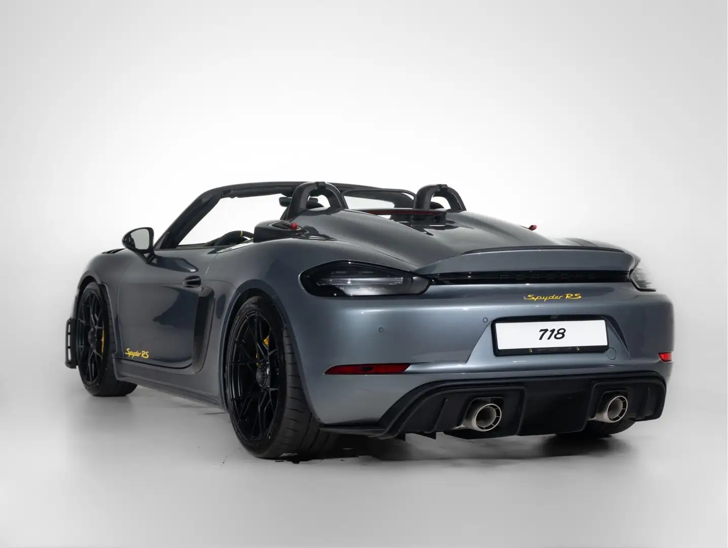 Porsche 718 Spyder RS Gris - 2