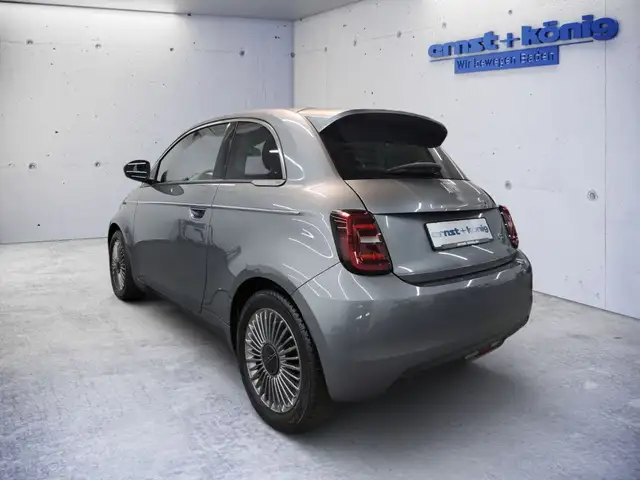 Fiat 500 view 4