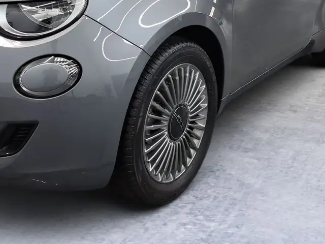 Fiat 500 view 6