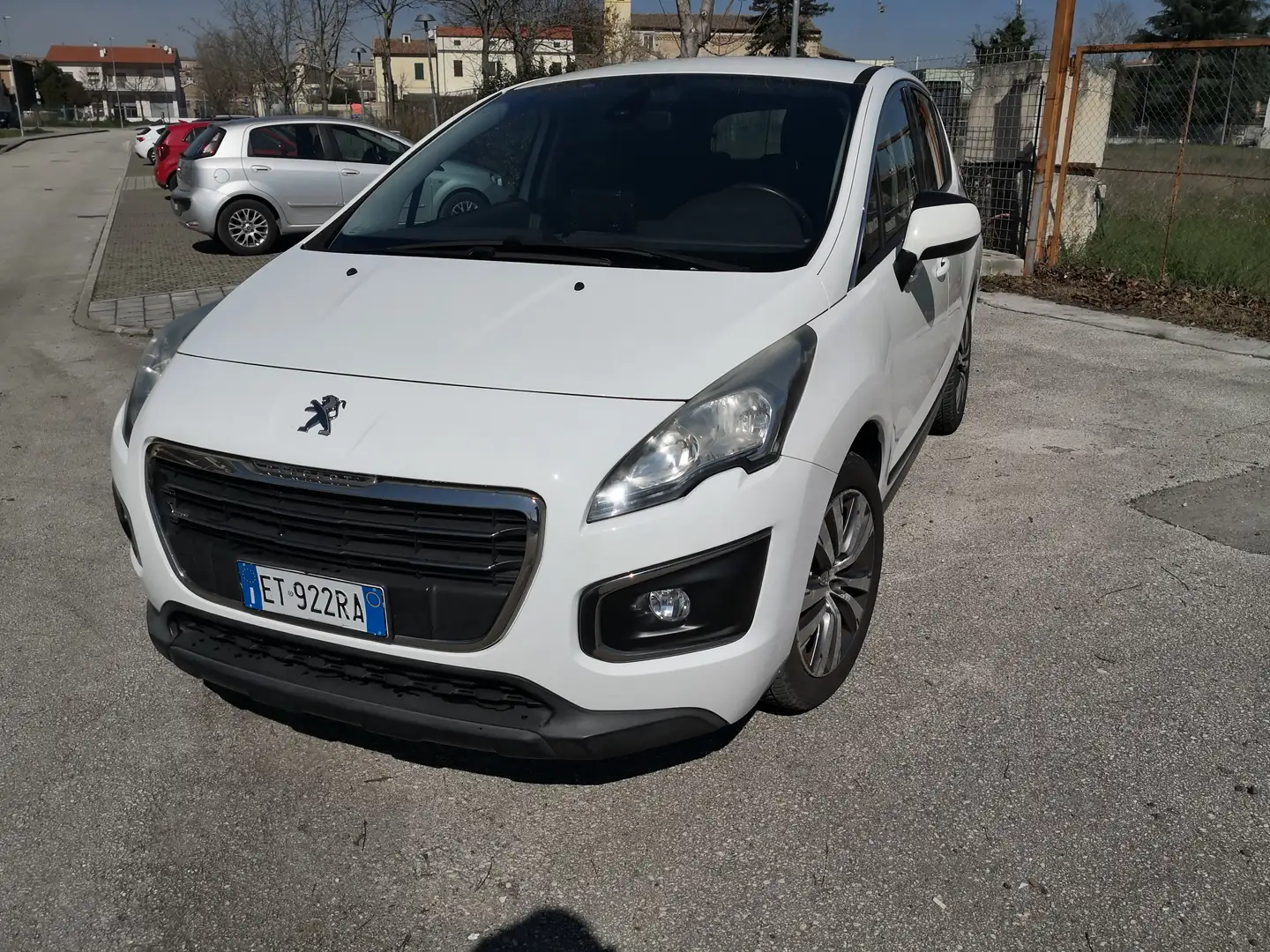 Peugeot 3008 3008 I 1.6 hdi 8v Business 115cv fap Biały - 1