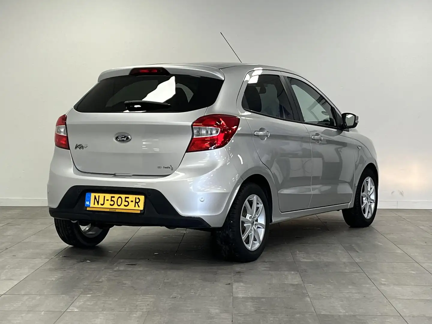 Ford Ka/Ka+ 1.2 Trend Ultimate |  PARKEERSENSOREN | STOELVERWA Gris - 2