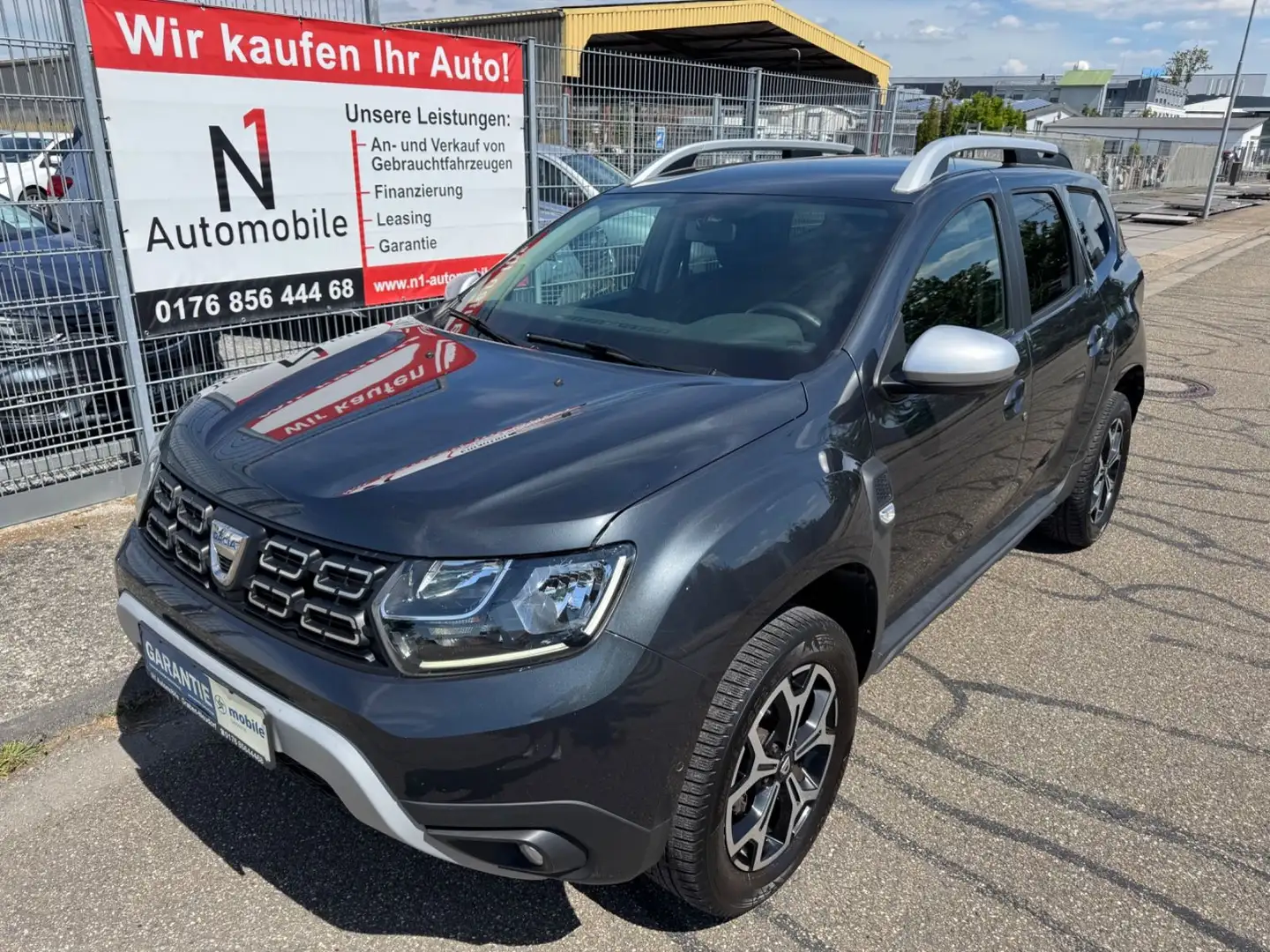 Dacia Duster II Anniversary*Navi*AHK*Temp.*360°Kamera* Grau - 1