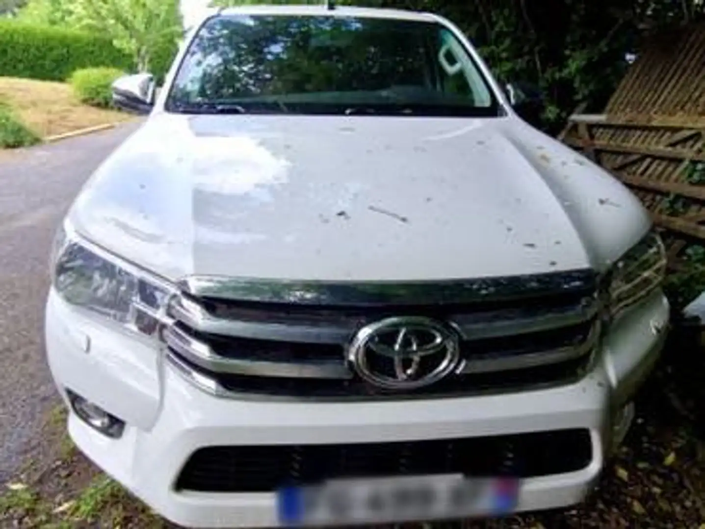 Toyota Hilux HILUX DBLE CAB 4WD 2.4L 150 D-4D LEGENDE Blanc - 1