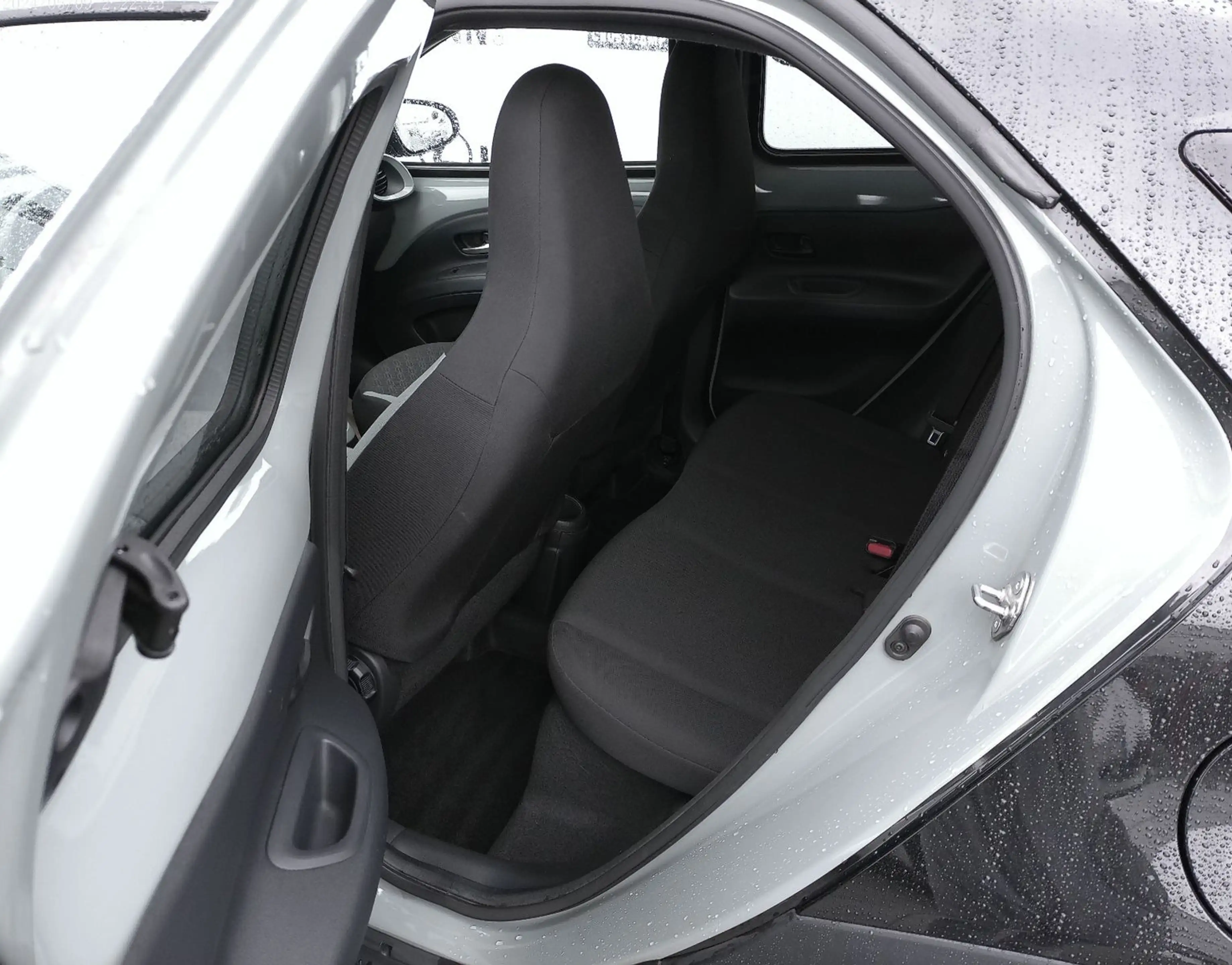 Toyota Aygo X Team D*Carplay*SHZ* — photo 7