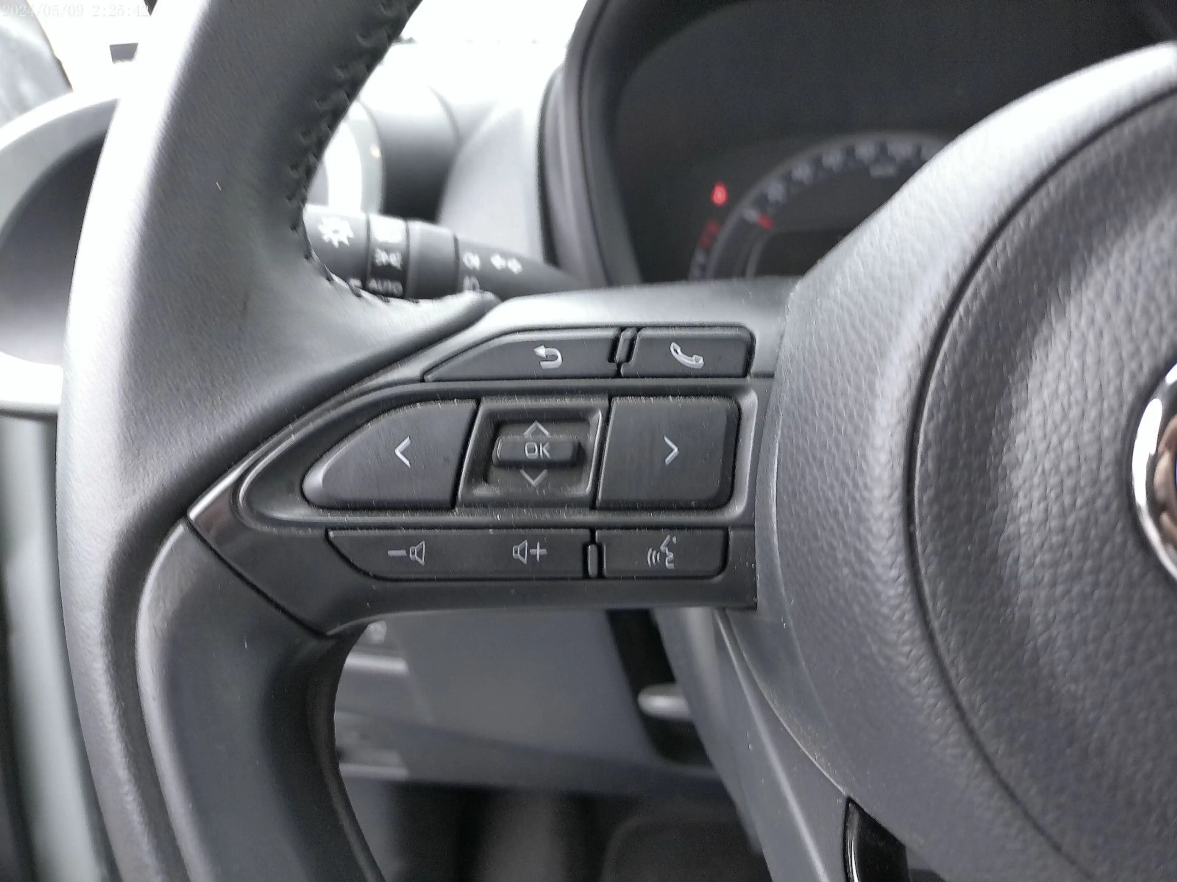 Toyota Aygo X Team D*Carplay*SHZ* — photo 12