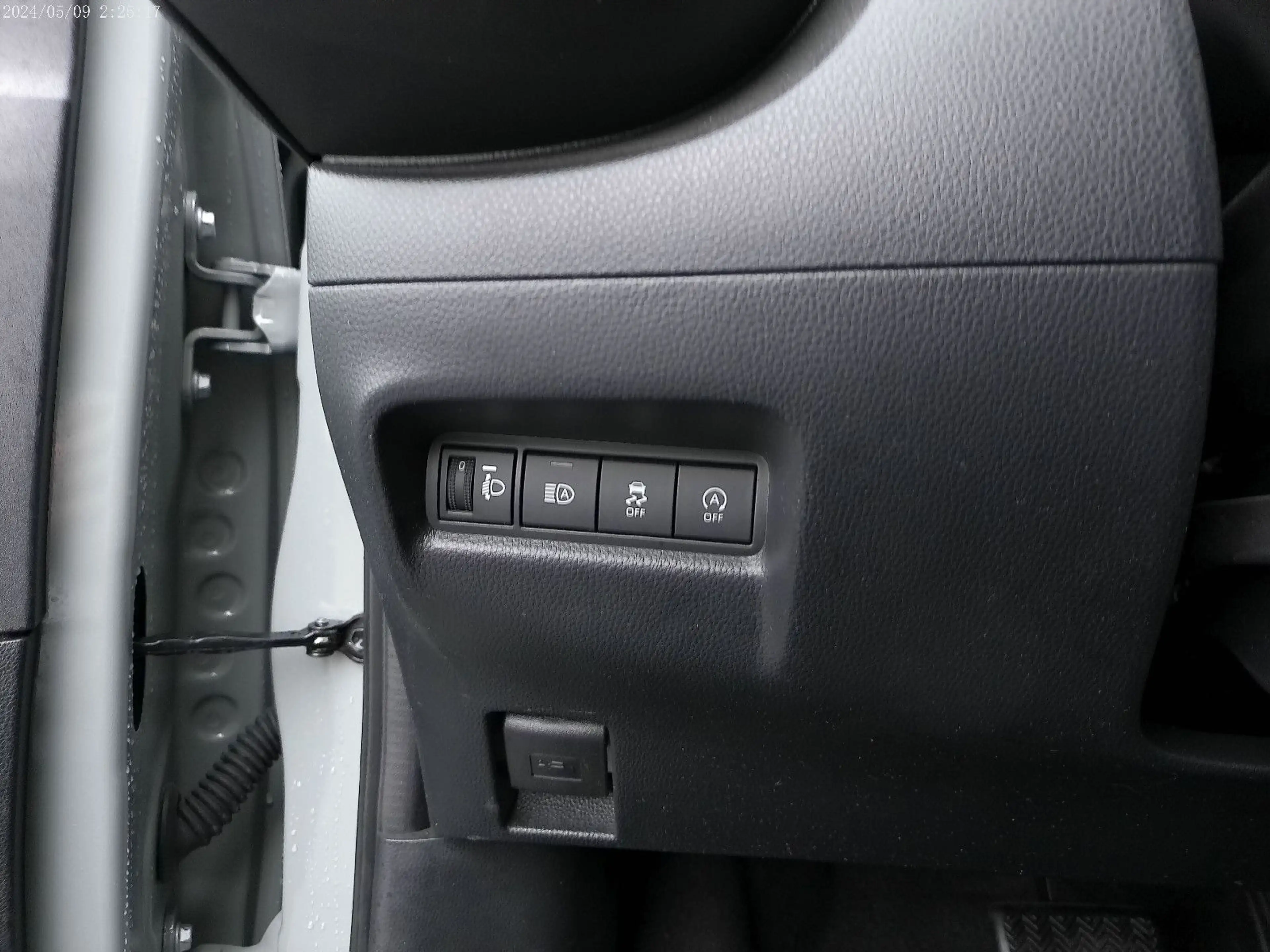 Toyota Aygo X Team D*Carplay*SHZ* — photo 11