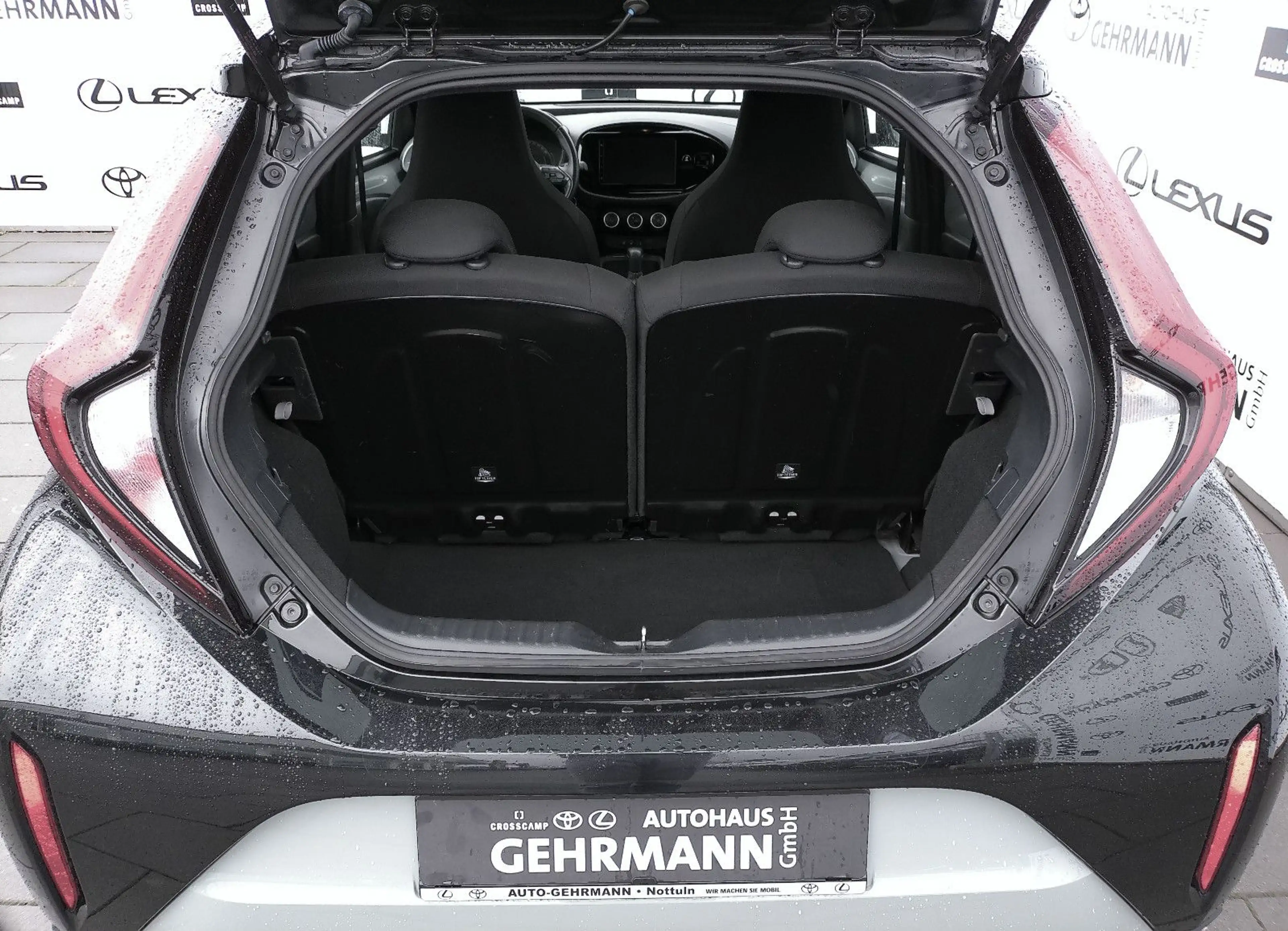 Toyota Aygo X Team D*Carplay*SHZ* — photo 5