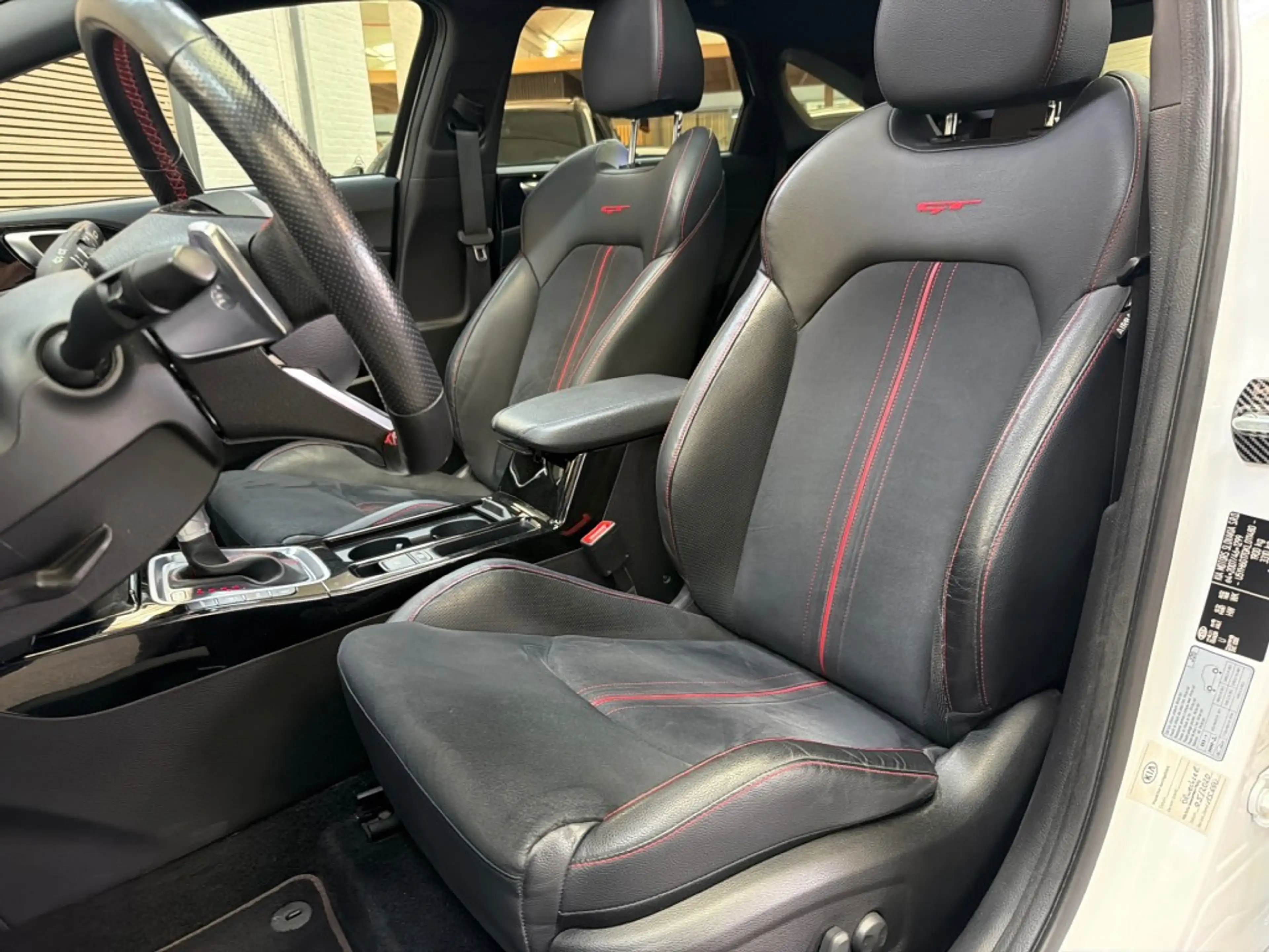 Kia ProCeed / pro_cee'd 1.6 T-GDI GT 205PK Panodak Clima Navi Cruise Jbl M — photo 11