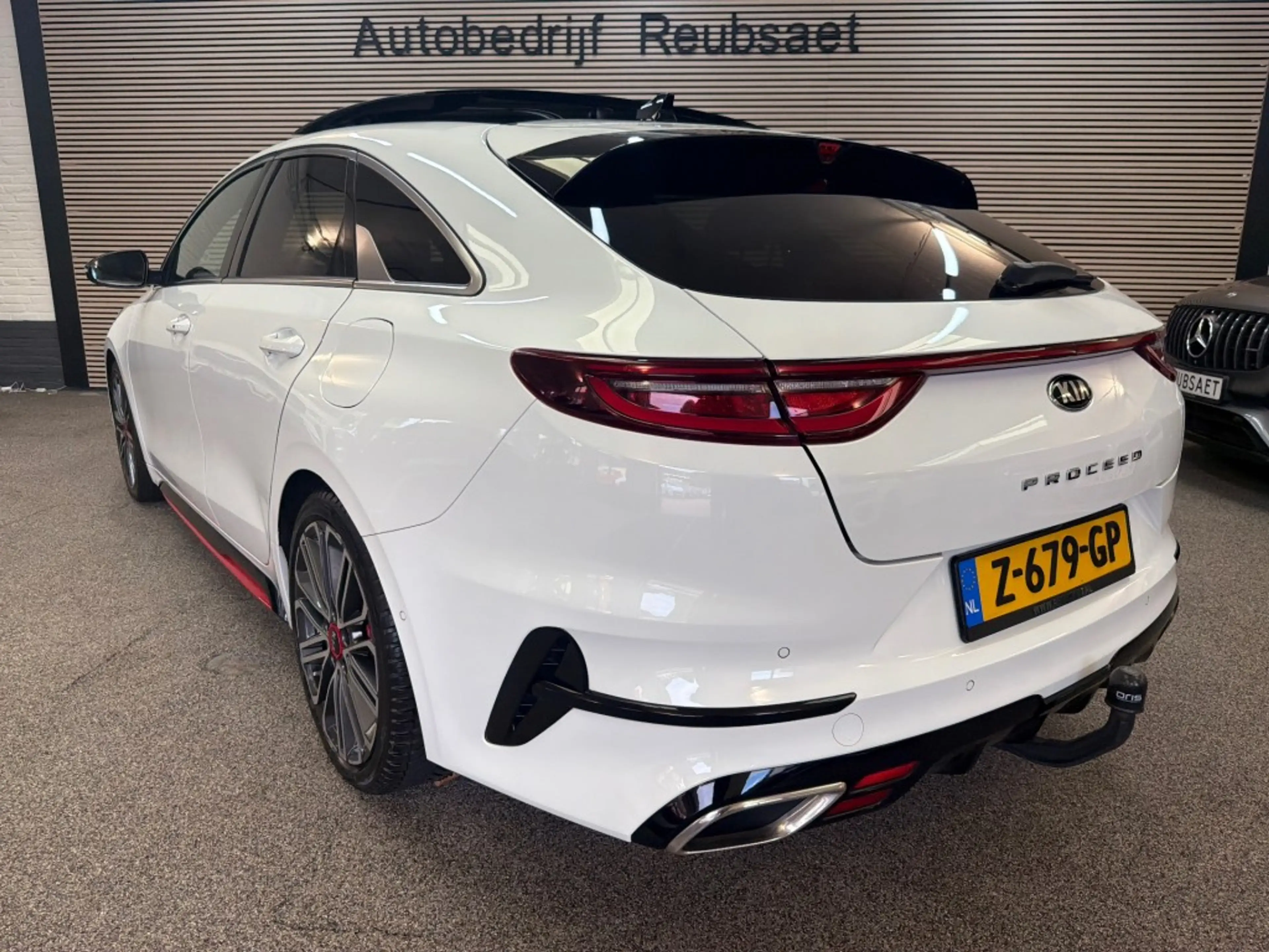 Kia ProCeed / pro_cee'd 1.6 T-GDI GT 205PK Panodak Clima Navi Cruise Jbl M — photo 7
