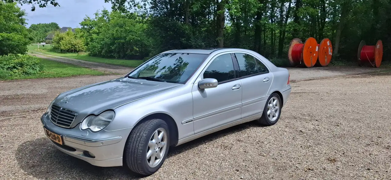 Mercedes-Benz C 320 Elegance, foto 2