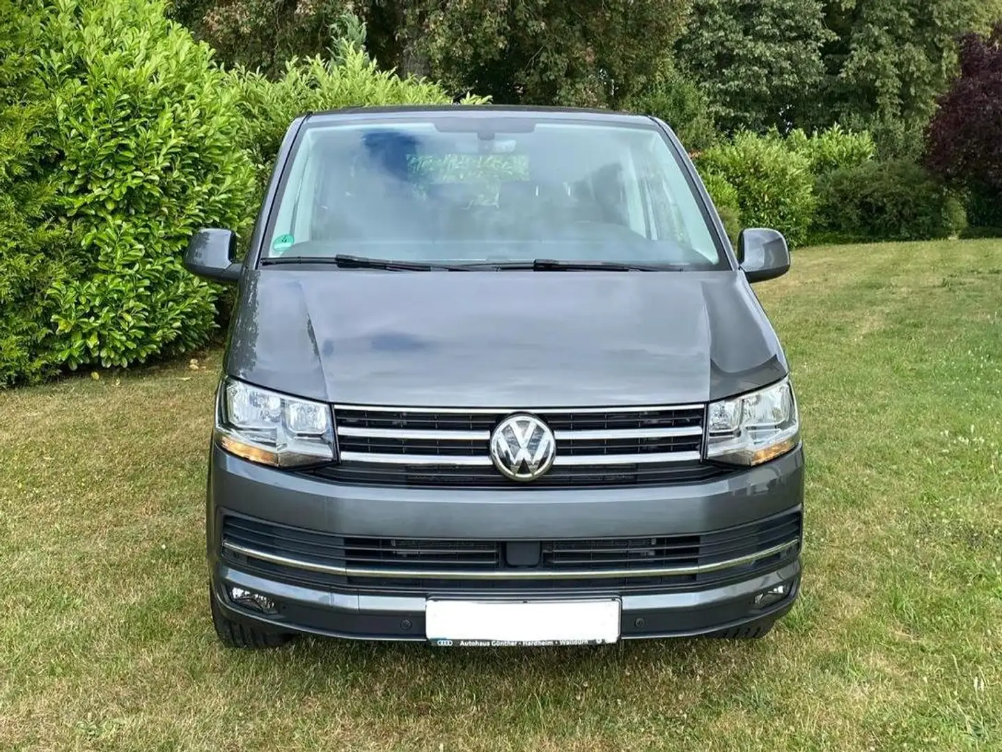 Volkswagen T6 Multivan Multivan DSG Kurz Comfortline Grau - 1