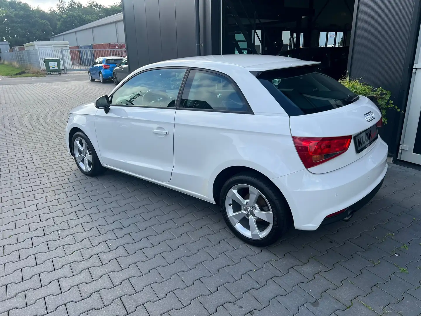 Audi A1 1.0 TFSI Sport Wit - 2
