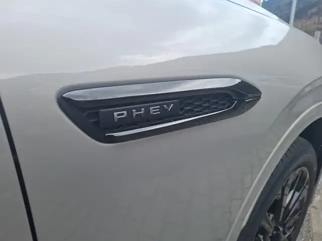 Mazda CX-80 2,5 BENZIN-PHEV AUT AWD HOMURA PLUS BLOP 7SITZE MY26 Ansicht 8