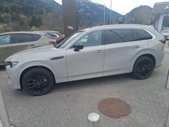 Mazda CX-80 2,5 BENZIN-PHEV AUT AWD HOMURA PLUS BLOP 7SITZE MY26 Ansicht 3