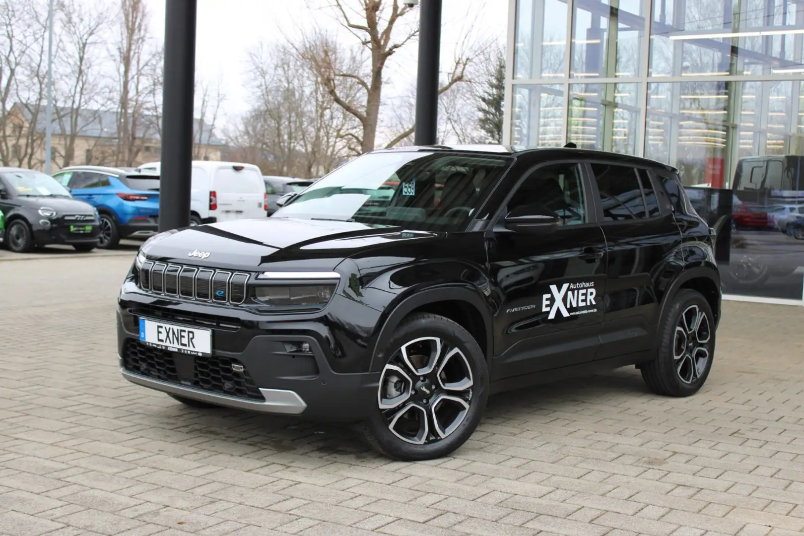 Jeep Avenger 1st Edition Sitzheizung, Klima, Navi Schwarz - 2