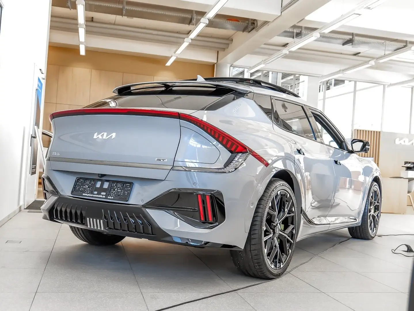 Kia EV6 GT AWD 609PS HUD ACC 360° SOFORT VERFÜGBAR! Grau - 2