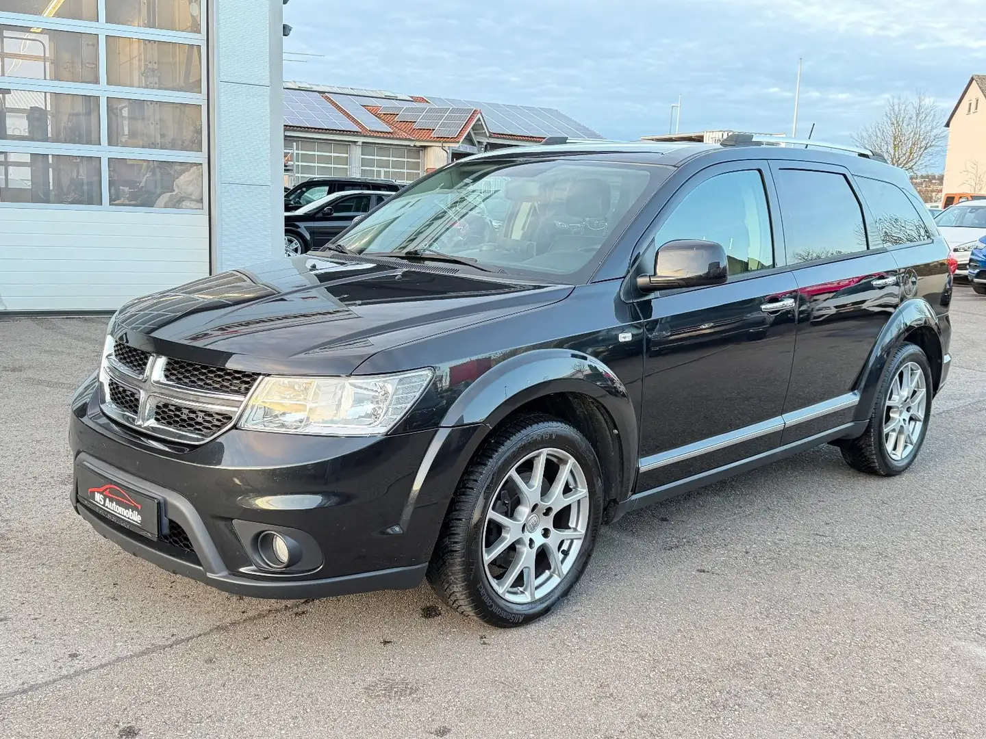 Fiat Freemont 2.0 16V Multijet 170 PS Lounge 7 Sitzer Zwart - 1