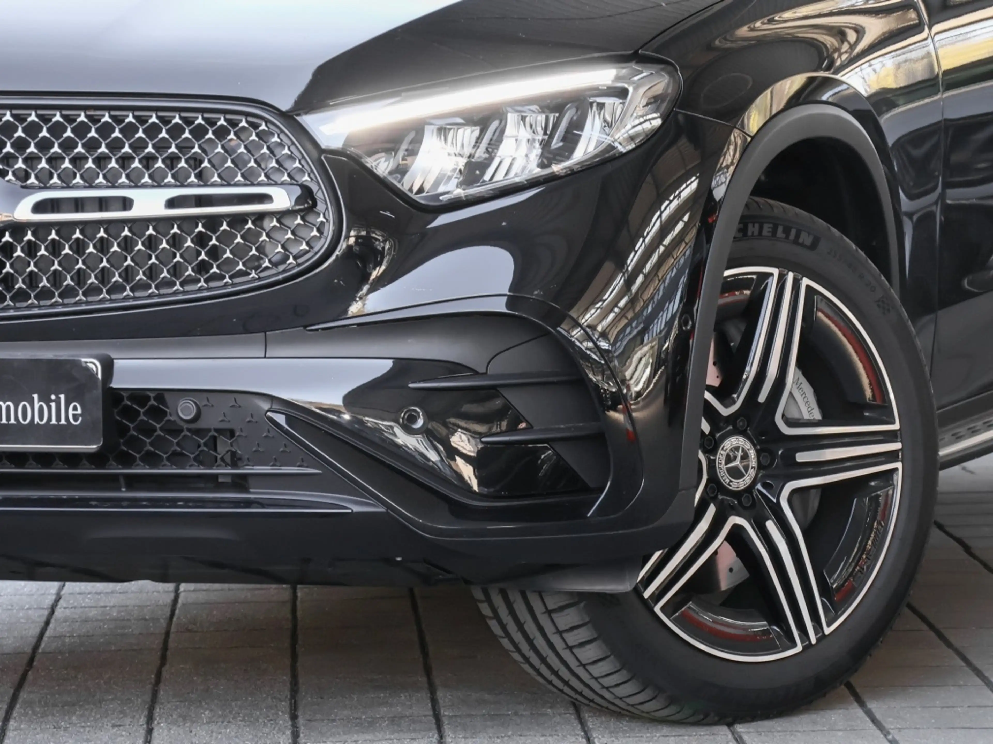 Mercedes-Benz GLC 200 d 4M AMG-Sport/Pano/Distr/Memo/AHK/360° — photo 6