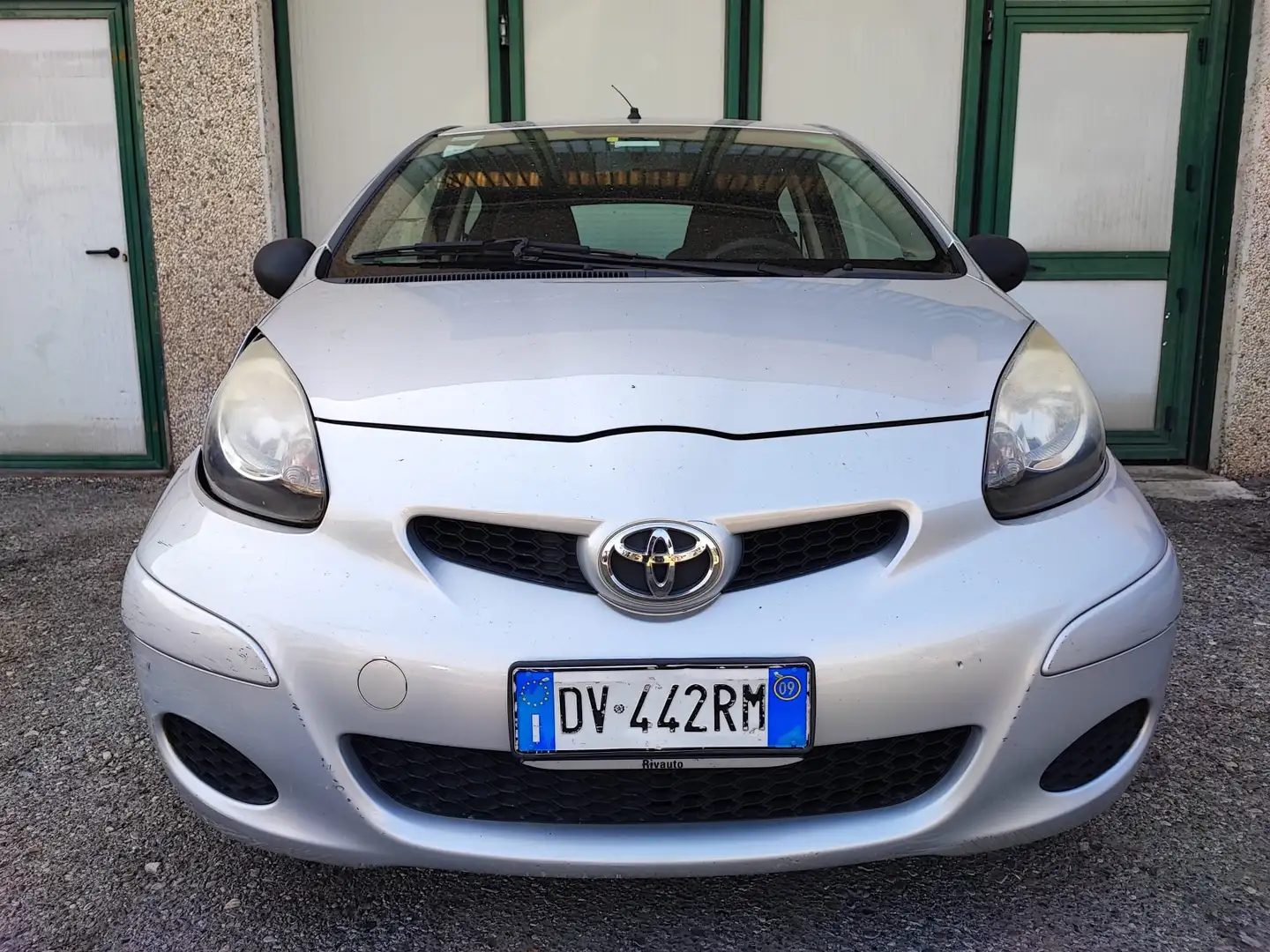 Toyota Aygo 1.0 BENZINA NEOPATENTATI 5 PORTE 2009 POCHI KM Argent - 2