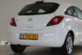 Opel Corsa 1.4 16v 100pk 3drs Business+ / Navigatie / Climate Weiß - thumbnail 21