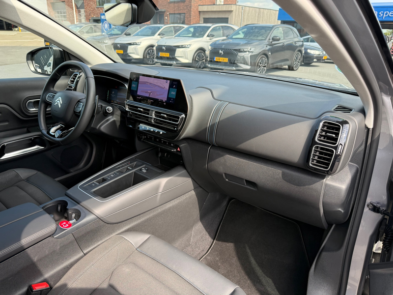 Citroen C5 Aircross 1.6 Plug-in Hybrid 225 FEEL ADAPTIVE CRUISE CAMERA — photo 12