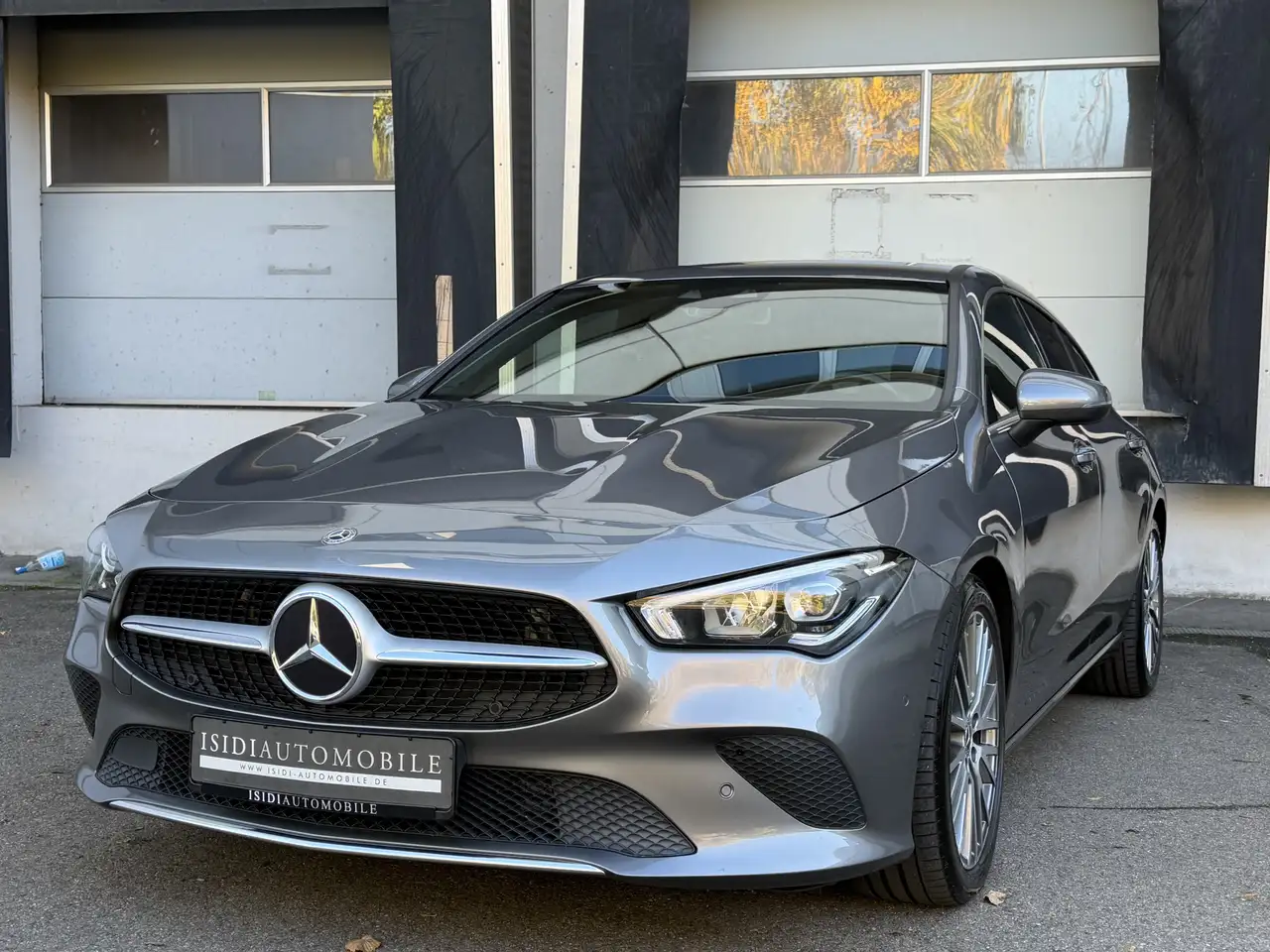 Mercedes-Benz CLA 180