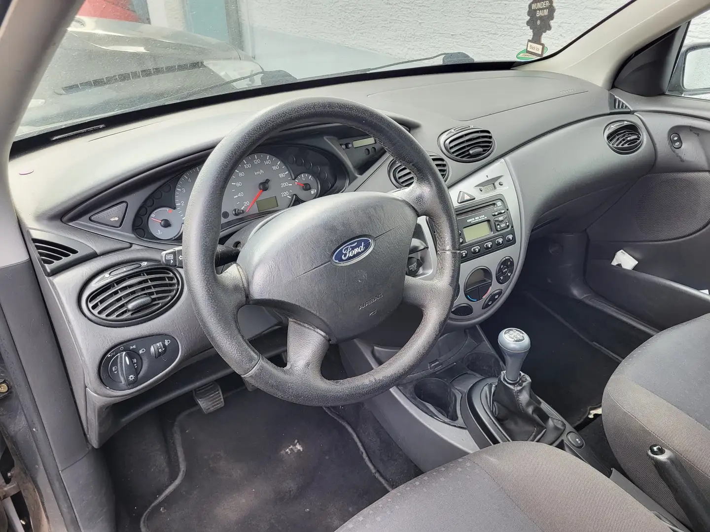 Ford Focus Focus Turnier Futura Grau - 2