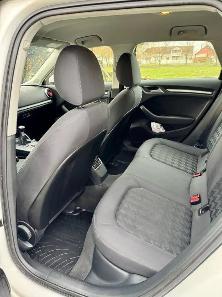 Audi A3 1.8 Turbo Quattro Ambiente, foto 7