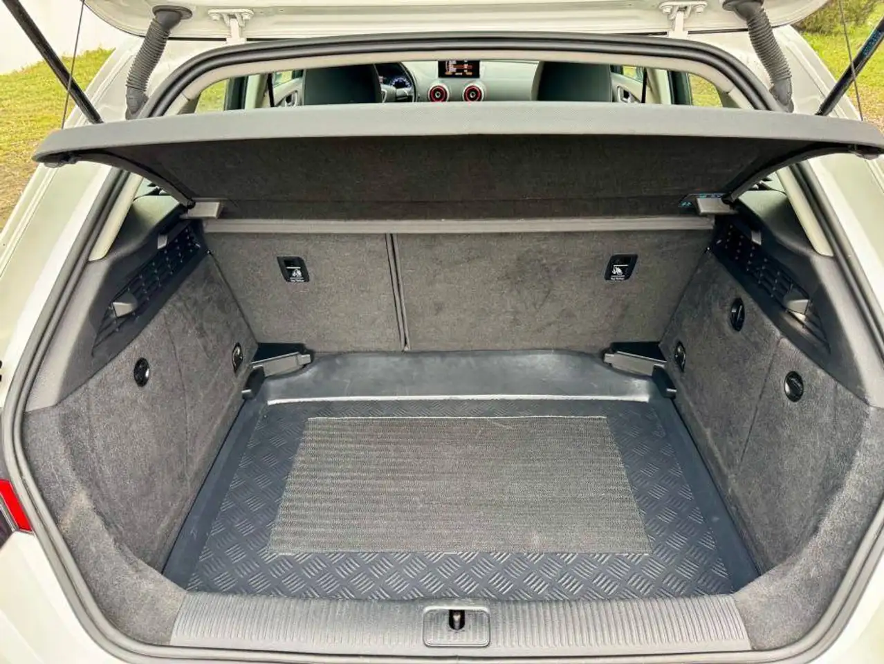 Audi A3 1.8 Turbo Quattro Ambiente, foto 3