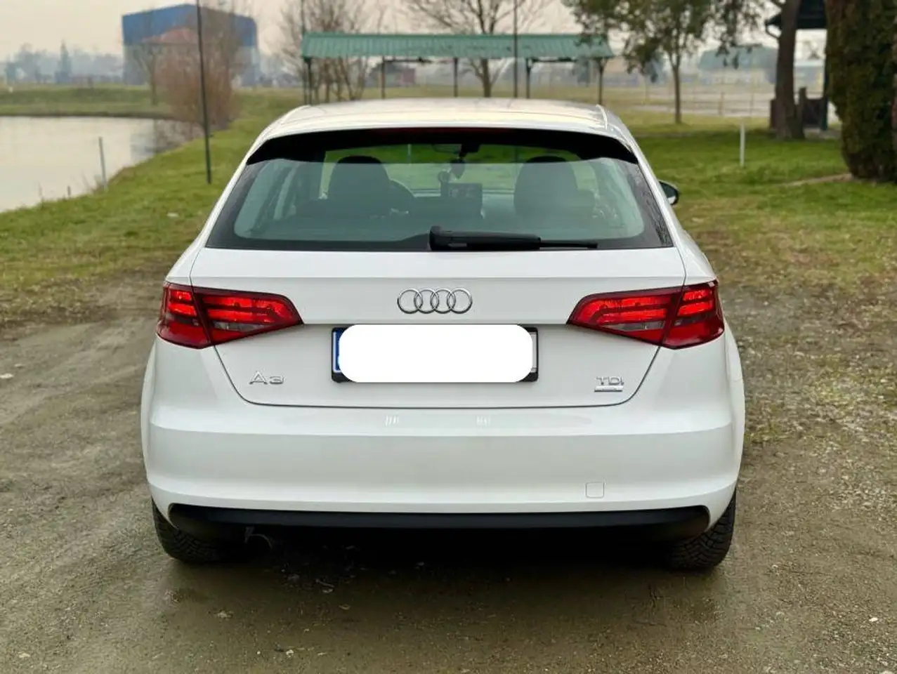 Audi A3 1.8 Turbo Quattro Ambiente, foto 4