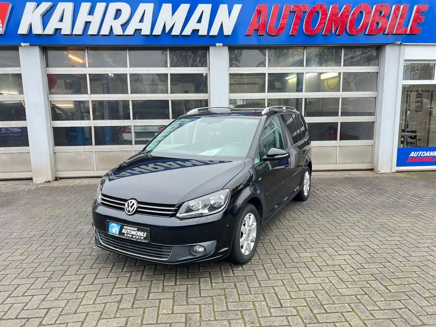 Volkswagen Touran Life Noir - 1