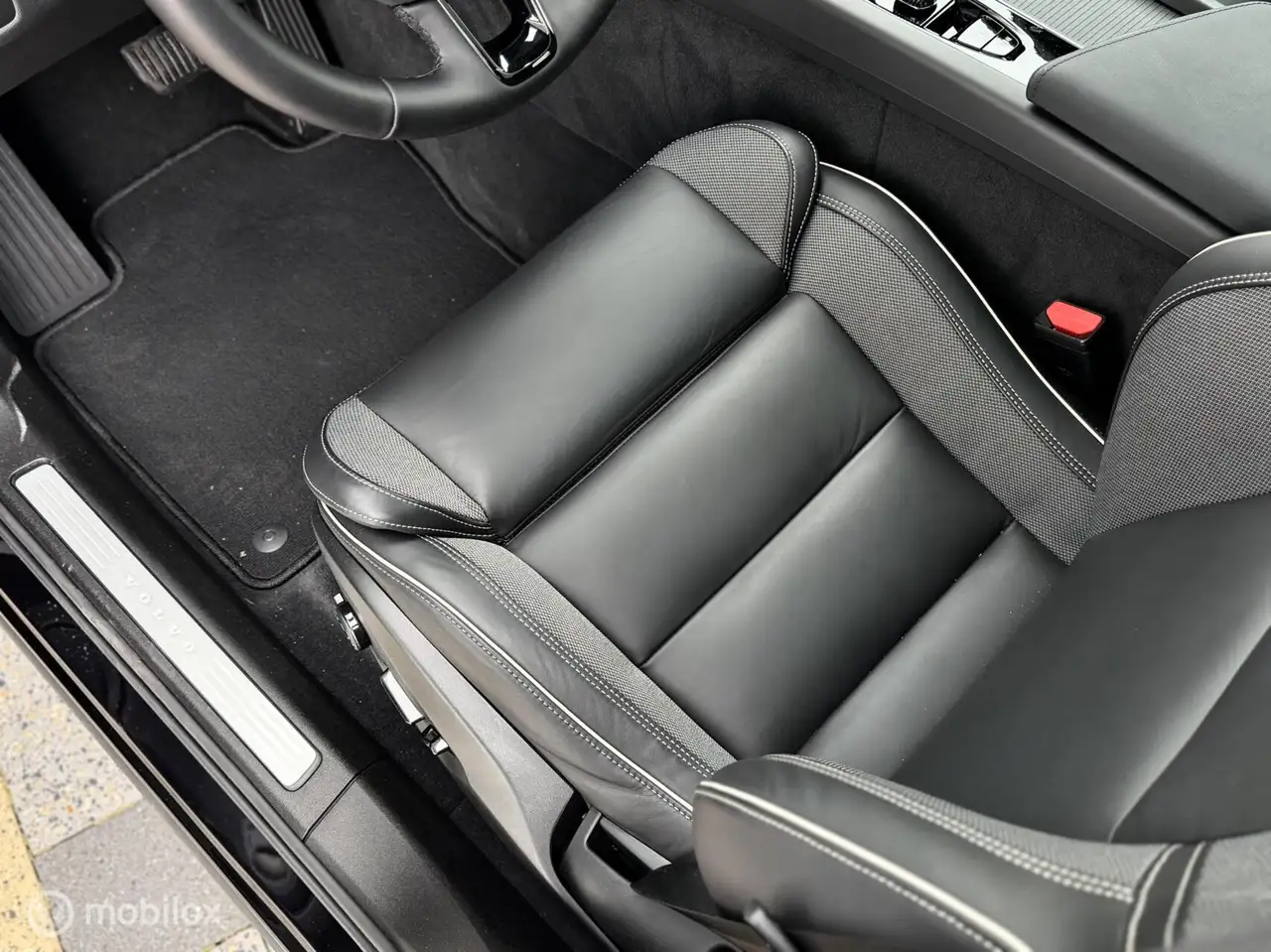 Volvo XC60 2026 — фото 14