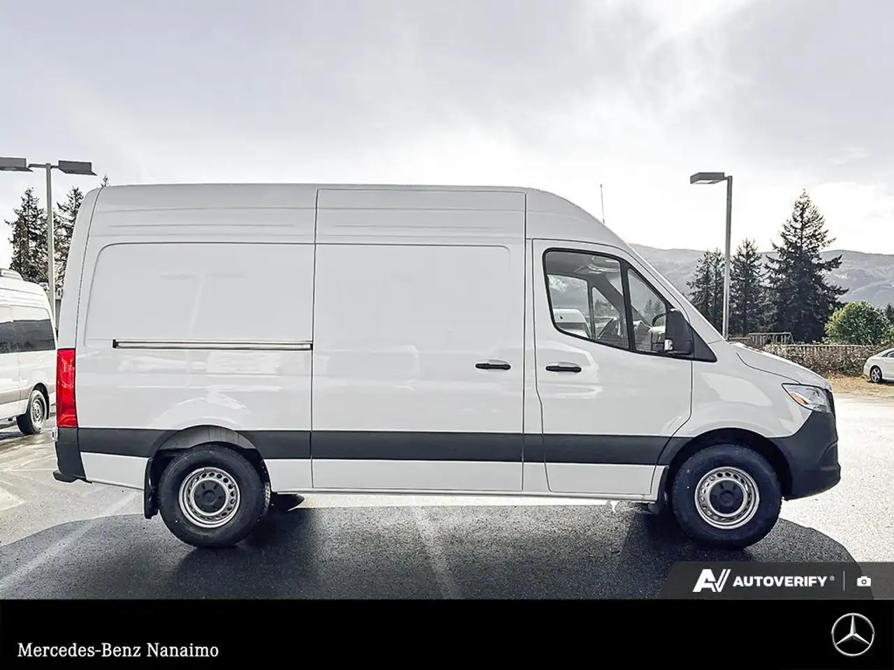 Mercedes-Benz Sprinter снимка Mercedes-Benz Sprinter