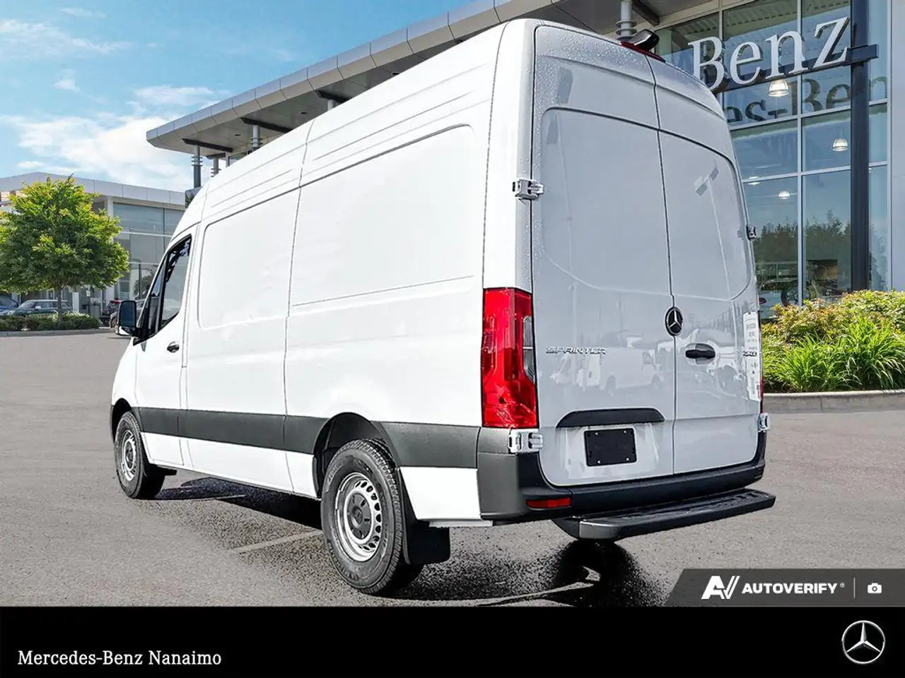Mercedes-Benz Sprinter снимка Mercedes-Benz Sprinter