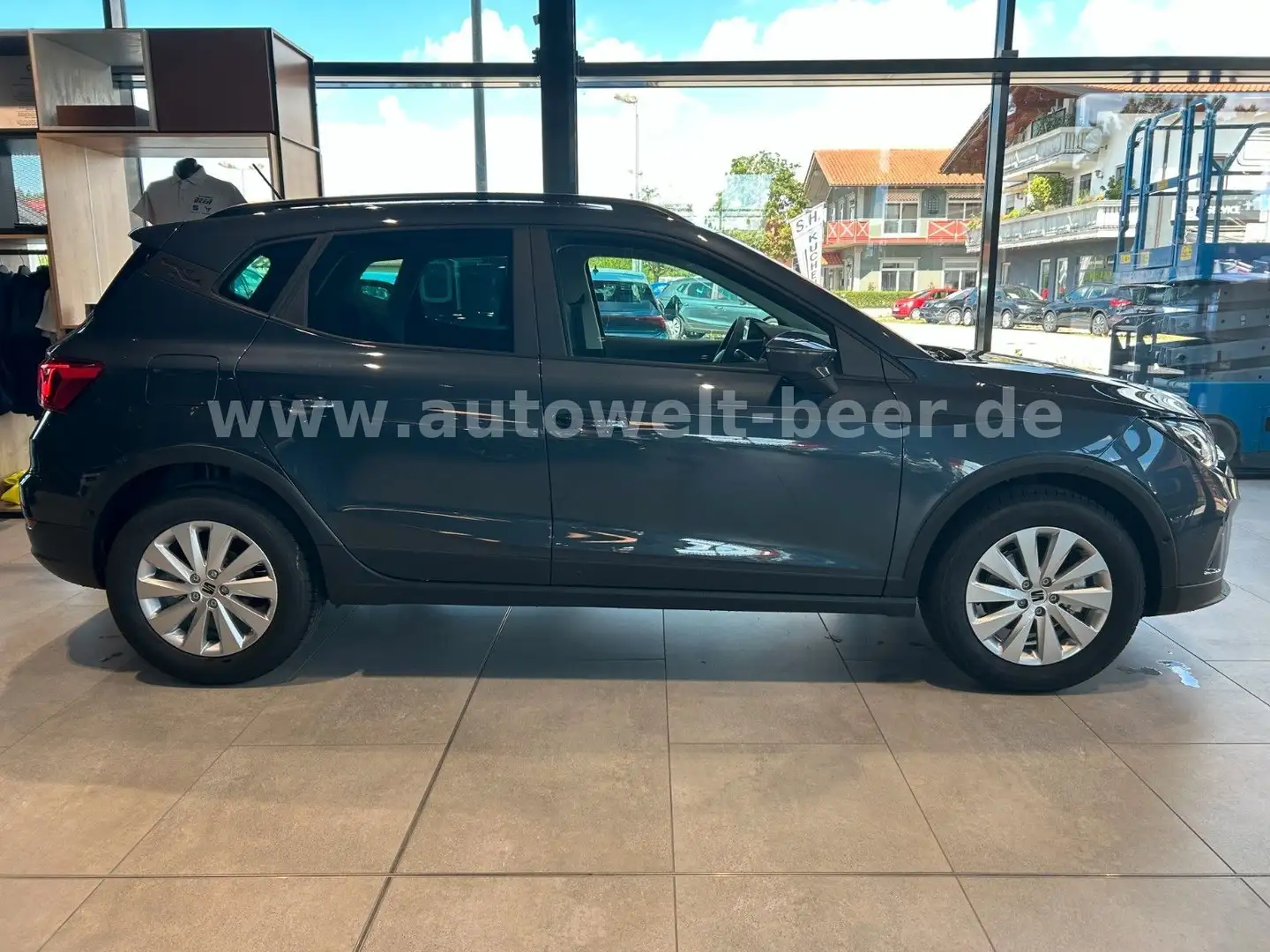 SEAT Arona Road Ed. 1.0 TSI 116PS DSG *CAM*NAV*FULL L Gris - 2